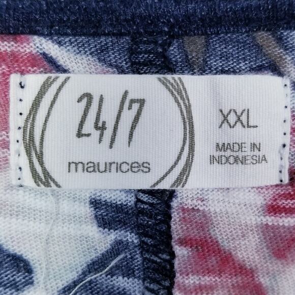 MAURICE'S 24/7 "Roadtrip Tee" Dark Floral Knit Pullover Square V-neck - Size XXL - Picture 7 of 10